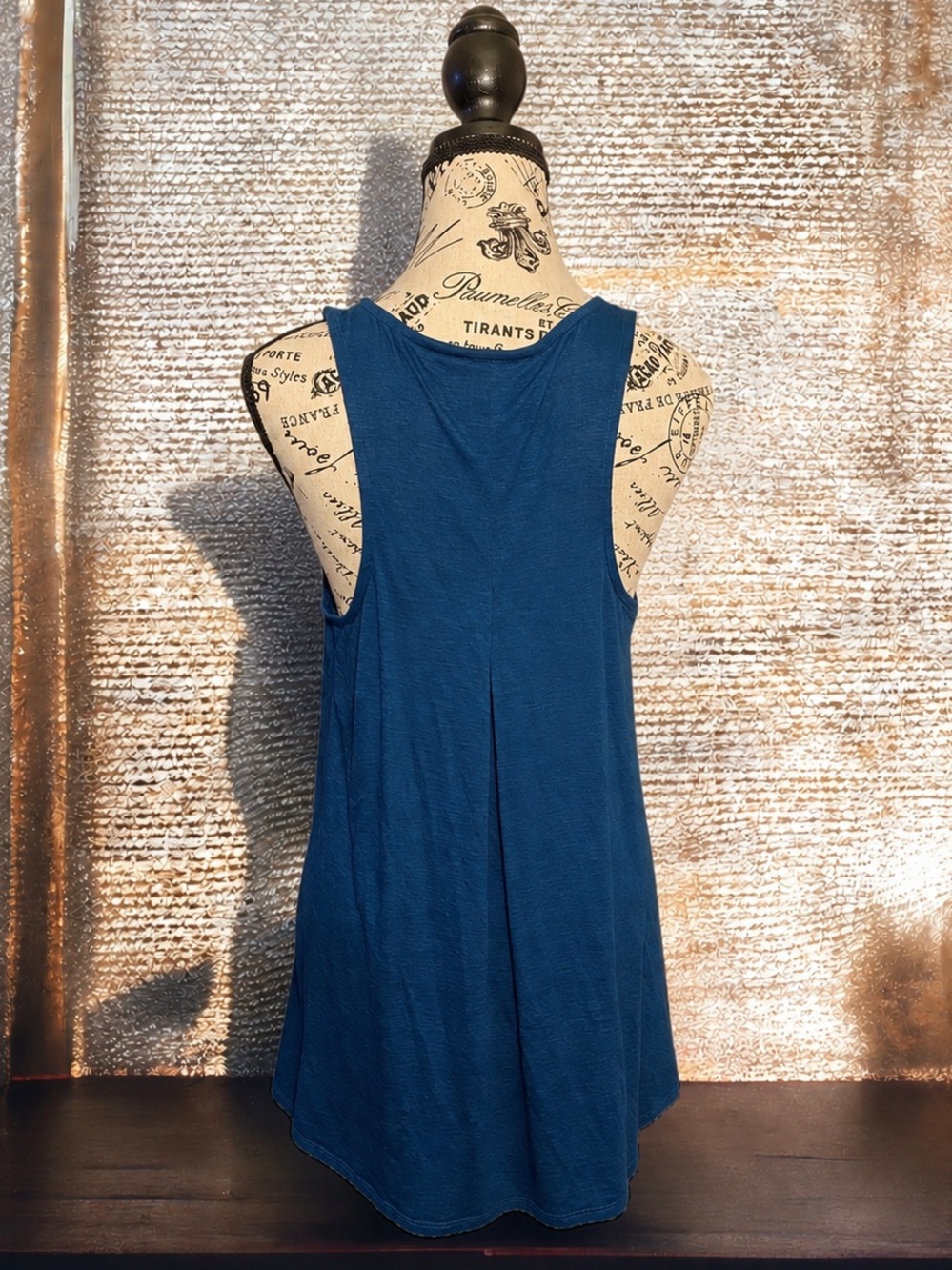 EUC Knox Rose Studded Sleeveless Peacock Blue & Gold Tank Top Women’s SZ Medium - Picture 4 of 12
